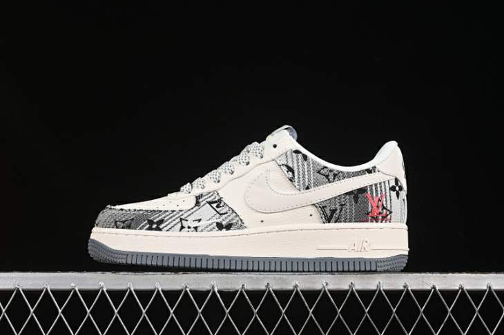 Picture of Air Force 1 _SKUfw19954393773544874fw